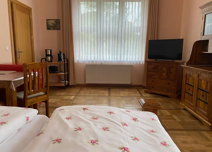 بيت ضيافة Zum Zenshaus Seeblick لوشن